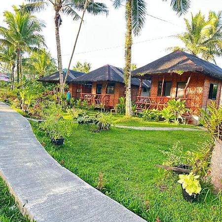 Cris & Mar Homestay Burgos  Eksteriør billede