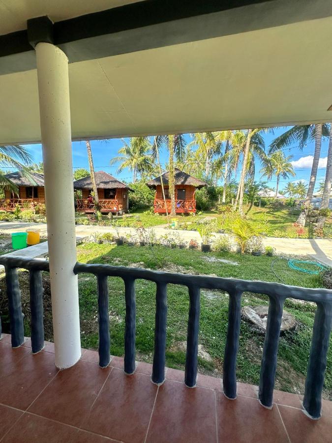 Cris & Mar Homestay Burgos  Eksteriør billede